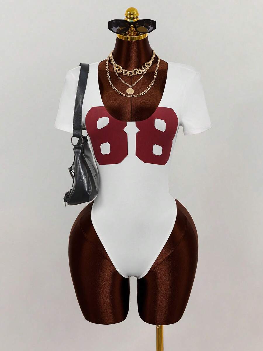 Mistrie Body de cuello redondo con estampado numérico, de manga corta y estilo de moda - Multicolor - Ver 1