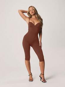 MISSGUIDED 爱心领口修身连体裤，细肩带设计，胸部有钢圈支撑，适合休闲场合。 - 駝色 - 查看 4