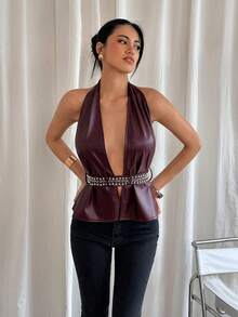 Siren Gaze 女士新款酒红色PU铆钉露背上衣，春夏款 - 酒紅色 - 查看 4