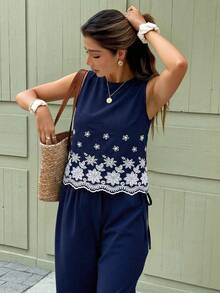 Serisse Women's Floral Embroidery Sleeveless Top And Wide Leg Pants Casual 2 Pieces Set - Navy Blue - View 3