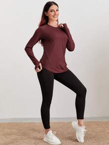 Easithlete 扭纹前领短款运动 T 恤健身上衣修身衬衫女式性感上衣长袖短款上衣女式性感上衣女式性感短款上衣女式性感上衣健身背心 - 酒紅色 - 查看 4