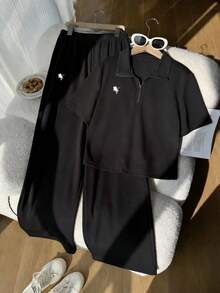 SHEIN 两件套女童休闲连帽衫套装，灰色撞色领拉链短袖露脐卫衣搭配宽松舒适长裤，正面刺绣设计，适合户外、室内、运动、聚会、上学、春夏秋季穿着。 - 黑色 - 查看 5