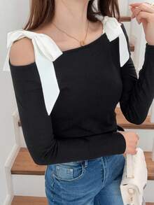 FRIFUL 女士撞色露肩蝴蝶结装饰罗纹修身T恤，春季甜美风 - 黑色 - 查看 1