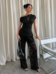 Siren Gaze 女士优雅时尚纯色不对称领修身T恤和薄纱蕾丝裤套装，春夏款 - 黑色 - 查看 3