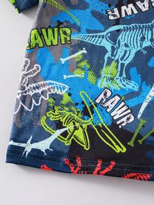 Conjunto de pijama de manga corta ajustado que brilla en la oscuridad con gráfico de dinosaurio y neón para niño pequeño, estampado aleatorio - Multicolor - Ver 6