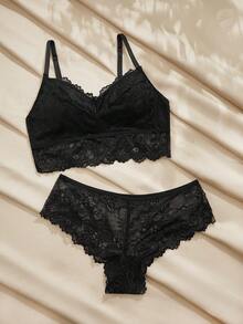 Charlaine Black Lace Wireless Bra Set, Thin & Seamless, Adjustable Straps, Sexy Back Design - Black - View 5