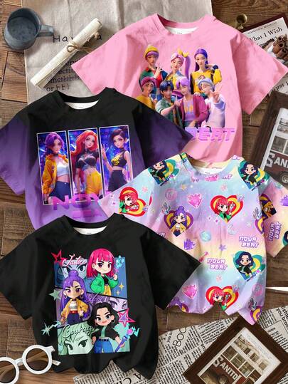 SHEIN 4 piezas Camiseta básica de manga corta, cuello redondo, holgada, para niñas jóvenes, con retratos de chicas de dibujos animados, estrellas del K-Pop, colores llamativos (colorido, negro, morado, rosa), bloques de color, adecuada para primavera/verano, campus casual, deportes, picnic al aire libre, estilo callejero, hogar