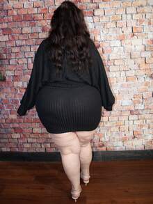 Truni Vestido de punto acanalado de talla grande con cinturón - Negro - Ver 2