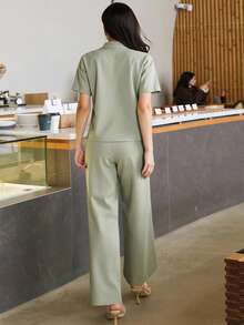 DAZY Bộ đồ nữ thanh lịch màu trơn gồm áo ngắn tay cổ chữ V và quần ống rộng, thích hợp mặc mùa hè hoặc dự tiệc cưới. - màu xanh lá - Xem 2