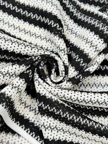 Elaquor Conjunto de 2 piezas de top sin mangas y shorts con bloques de color y rayas para tallas grandes - Blanco y Negro - Ver 7
