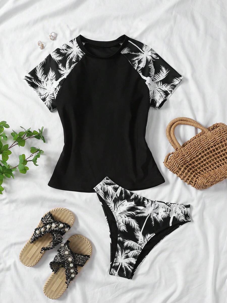 SHEIN Conjunto de bikini modesto con estampado de palmeras en negro y bloques de color para adolescentes, con parte superior de manga corta y Bottom, traje de baño para vacaciones, playa, natación - Blanco y Negro - Ver 1