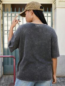 Attitoon Plus Size Women's Black Knit T-Shirt With Snowflake Print, Vintage Music Festival & Back To School Style, Short Sleeve, Suitable For Summer, Los Angeles, California Print - Black - View 2