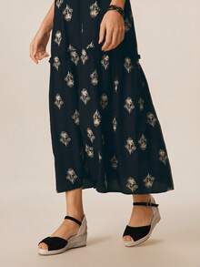 Styleloop Women's Fashionable Versatile Buckle Design Thick Bottom Wedge Sandals For Daily Wear - Black - View 2