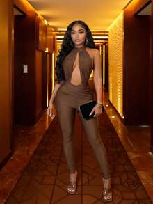 Slaydiva Bộ jumpsuit nữ màu nâu ôm sát, hở lưng, cổ yếm, không tay, kiểu dáng gợi cảm, thích hợp cho các buổi hẹn hò, ngày lễ tình nhân, các buổi hẹn hò, tiệc tùng, tụ họp, kỳ nghỉ, buổi hòa nhạc, câu lạc bộ gợi cảm, hộp đêm, đi chơi hàng ngày, năm mới, tiệc tùng, trang phục ăn sáng muộn, phong cách cô nàng nóng bỏng, kỳ nghỉ. Trang phục dự đám cưới, mùa cưới - B - màu nâu - Xem 6