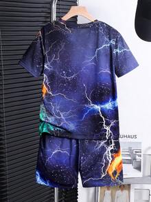 SHEIN 2件套青少年男童休闲简约圆领短袖衬衫短裤套装，夜视荧光恐龙图案，适合春夏穿着，日常穿着，运动，郊游，上学，聚会，节日，拍照。 - 彩色 - 查看 3