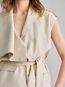 Ontre 2026春夏新款杏色斜纹布腰带短袖马甲，优雅婚礼宾客装扮，简约浪漫法式奢华都市时尚商务休闲办公服饰，低调奢华质感高端品质机场、邮轮、中东活动必备单品，百搭季节性女士西装外套 - 杏色 - 查看 6