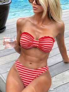 Bonvoyette-D 夏季红色条纹提花面料无肩带蝴蝶结荷叶边可拆卸肩带性感可爱少女沙滩比基尼泳装女士两件套泳衣 - 紅色 - 查看 1