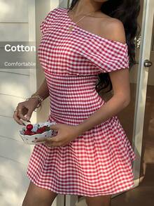SHEIN EZwear New Summer Festival Dress Beach Outfits Women's Fashion Red Plaid Woven Asymmetric Shoulder Dress Holiday - Red and White - View 6