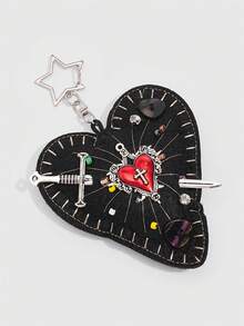 ROMWE Goth 1件哥特式心形剑形毛毡吊坠，心形钥匙扣，手工缝制亮片无纺布材质，十字架心形装饰品，营造万圣节氛围 - 黑紅色 - 查看 3