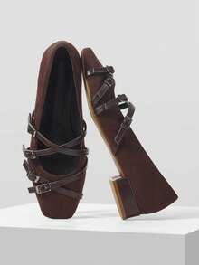 Muvela 女士黑色交叉绑带平底套脚鞋 - 棕色 - 查看 6