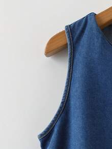 EMERY ROSE Mature Denim Women's Round Neck Button Design Casual Sleeveless Denim Top - Blue - View 3