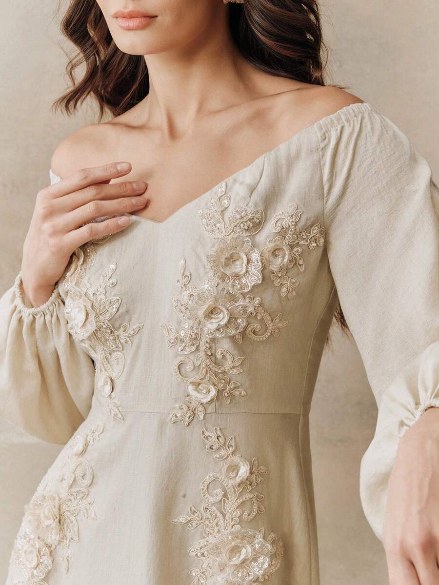 Anewsta 优雅春夏新款露肩泡泡袖长袖连衣裙，腰部饰有对称 3D 刺绣花卉，裙摆呈喇叭形，尽显优雅气质 - 杏色 - 查看 1