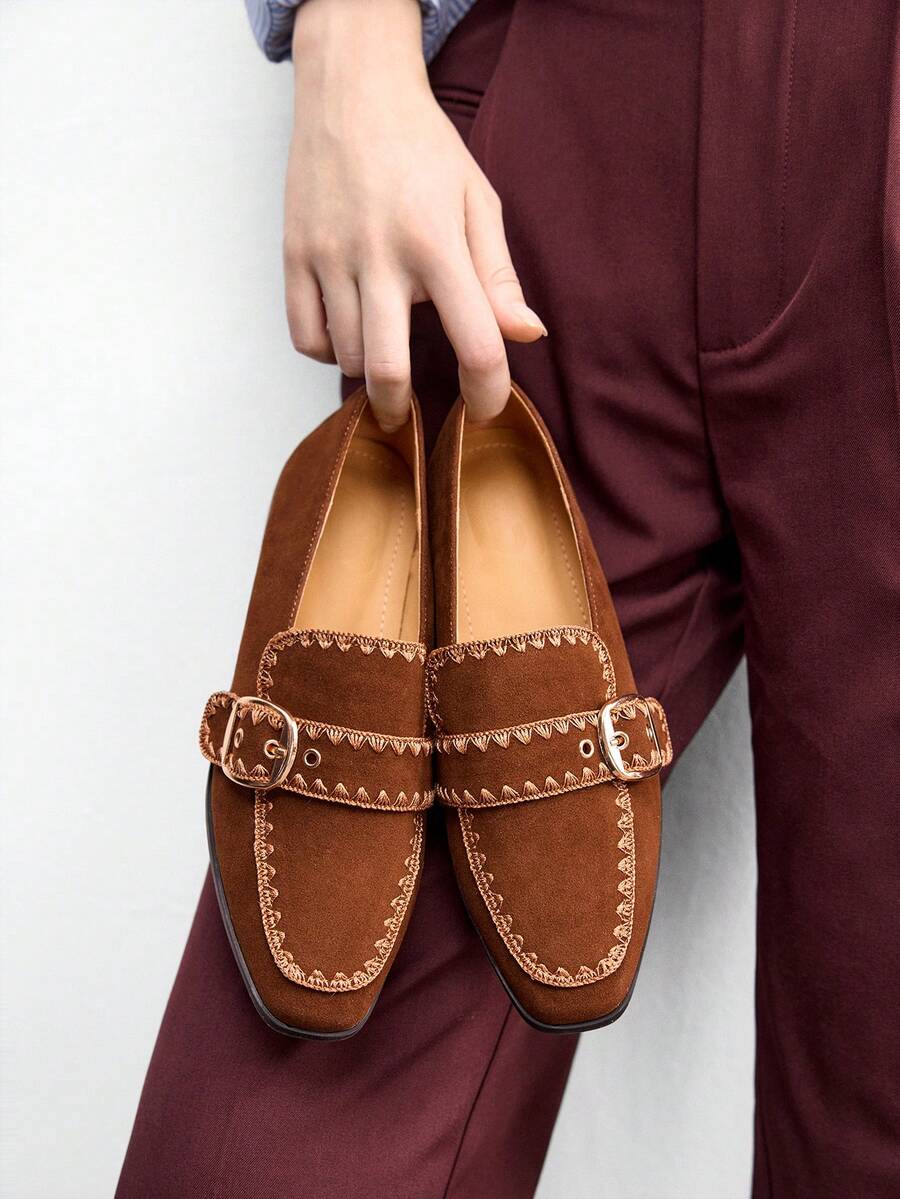 CUCCOO BIZCHIC Zapatos de mujer de moda casual para primavera y otoño con suela gruesa, estilo retro universitario con decoración de hebilla y tira cruzada en lona, punta cerrada, empeine alto y tacón grueso pequeño, cómodos para ir a la oficina y para el trabajo - Marrón Mocha - Ver 1