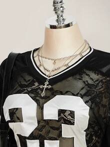 SHEIN ICON 大码女式蕾丝拼接数字图案短款宽松T恤 - 黑色 - 查看 6