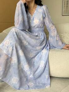 DAZY Women's Autumn Elegant Floral Print V-Neck Flare Sleeve Long Dress - Purple - View 2