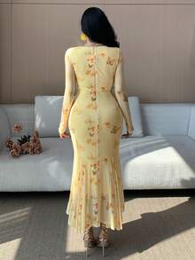 DAZY 女士优雅花卉蝴蝶结V领扭结鱼尾中长连衣裙，春夏婚礼宾客礼服 - 淡黃色 - 查看 2