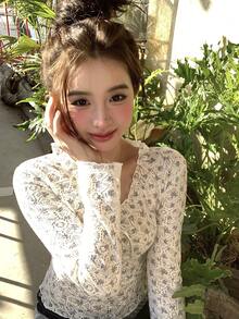 DAZY 女士蕾丝荷叶边系带碎花修身T恤 - 白色 - 查看 8