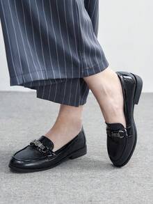 CUCCOO BIZCHIC 女鞋 平底小皮鞋 手工串珠乐福鞋 - 黑色 - 查看 3