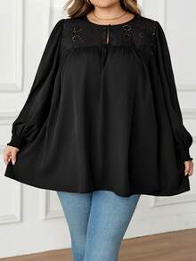 SHEIN CURVE+ Áo kiểu nữ cỡ lớn tay dài cổ tròn thắt nơ phía trước, họa tiết nhiệt đới cổ điển, phong cách Bohemian, trang phục nghỉ dưỡng, Ibiza, mùa thu. - màu đen - Xem 3