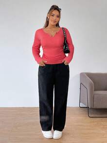 SHEIN EZwear 圣诞红酸洗V领长袖T恤，大码女款/冬季款 - 紅色 - 查看 3