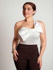 Lupita Cardoza 女士優雅單肩連體衣，配有蝴蝶結 - 白色 - 查看 4