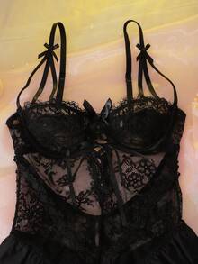 DelicateAllure 黑色蕾丝拼接透视交叉系带提胸荷叶边下摆时尚性感女士连体衣 - 黑色 - 查看 4