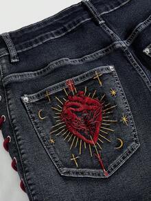 ROMWE Plus Size Gothic Heart Embroidery Pocket Design Drawstring Mini Super Short Denim Shorts - Blue - View 3