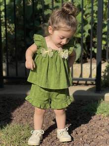 Cozy Pixies Babygirl Summer Casual Vacation Green Textured Ruffle Bow Camisole And Elastic Waist Shorts Set - Green - View 1