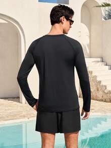 Manfinity VDAYZ Áo chống nắng dài tay cổ tròn in họa tiết tương phản màu sắc dành cho nam - màu đen - Xem 6