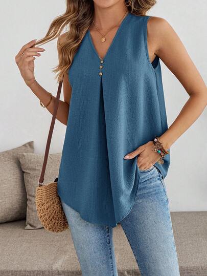EMERY ROSE Plus Size Women Summer Casual Vacation Daily Commute Simple Solid V-Neck Button Decor Pleated Sleeveless Top
