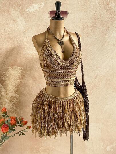 Soleia 女士V领露背系带露脐上衣搭配流苏迷你裙两件套，适合派对、圣诞节、约会、夜店、波西米亚风、度假、秋季等场合。