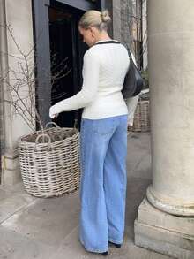 Bethéva 女式修身马球领套头毛衣，学院风 - 白色 - 查看 2