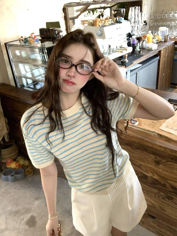 Women's Retro Chic Round Neck Loose Casual Colorblock Striped Short Sleeve Knit Sweater Top, Spring/Summer