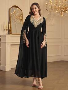 Ellevyn Damen neue elegante Kleid mit geraffter Taille, individuellem Quastenbesatz am Kragen, Blumenmuster, schwarzer Chiffon, Langarm, Schlitz-Saum, klassisches schwarzes Kleid, geeignet für Familientreffen und verschiedene Anlässe - Schwarz - Übersicht 8