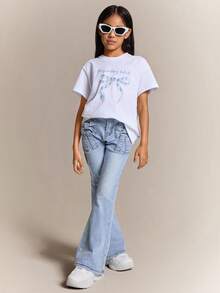 Radiana Vintage Blue Denim Bowknot Pocket Design Flared Pants For Tween Girl,Girls Summer Brunch Church Graduation Party Outfits,Streetwear,Girls Summer Beach Boho Vacation Shorts, Summer Concert Festival Casual Rave Outfits, Girls Summer Brunch Church Graduation Outfits,Streetwear,Back To School Outfits,Back To School Outfits, Flare Jeans, Jeans With Bows, Jeans For Teens, Bow Jeans, Light Wash Jeans - Light Wash - View 4