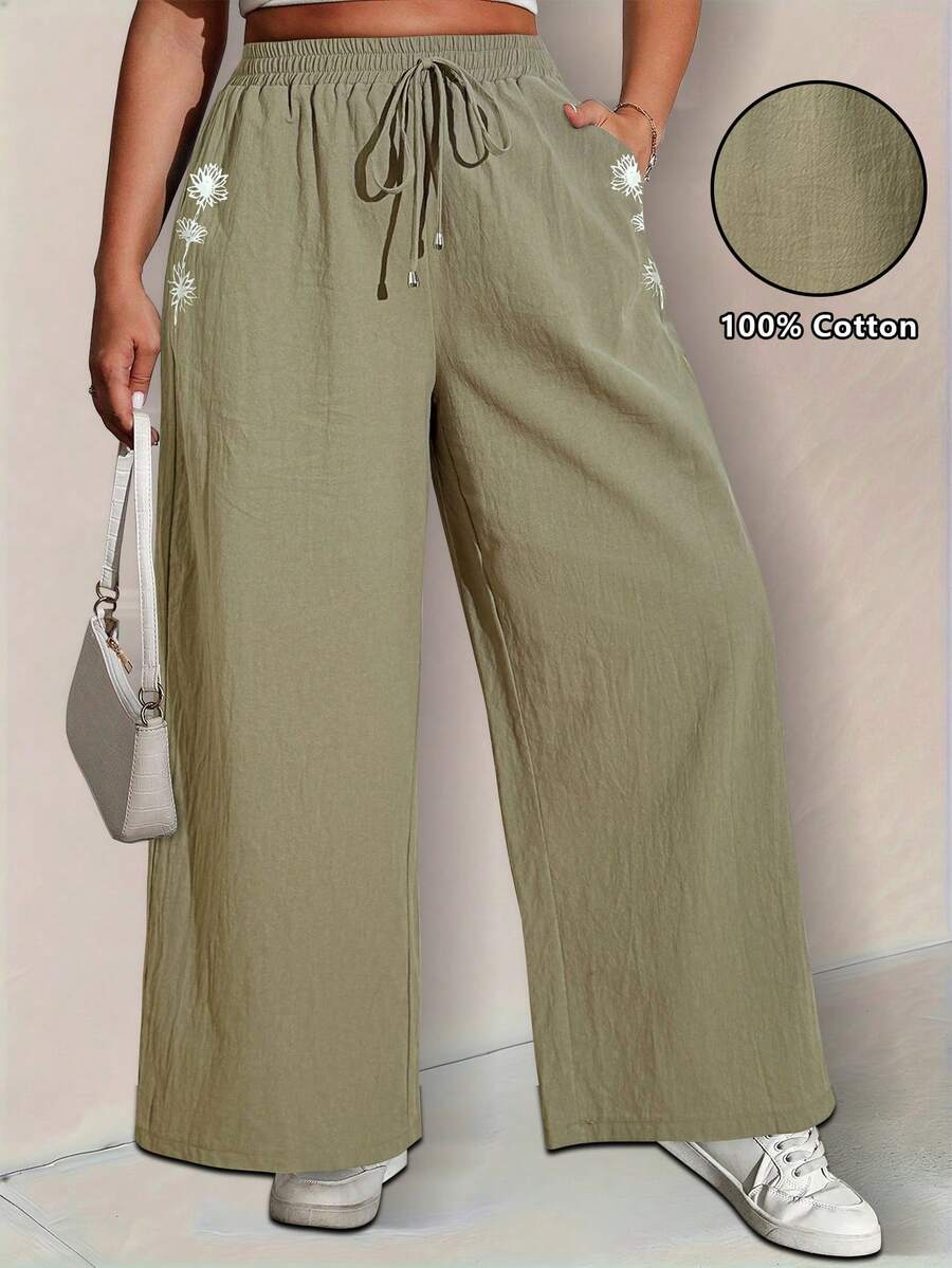 Vionelle Celana Kasual Panjang Warna Hijau Ukuran Plus Model Potongan Lurus Pendek, Bahan Tenun, dengan Saku dan Detail Bordir Halus - Hijau - View 1