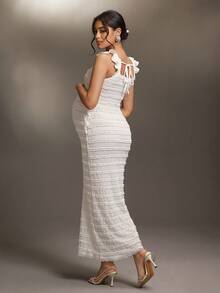 Cheriluna Maternity 孕妇写真礼服，带荷叶边和飘逸袖子 - 白色 - 查看 2