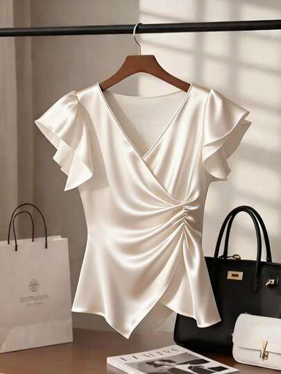 GlowEve CURVE 优雅V领收腰杏色短袖T恤，适合大码女装，春夏款