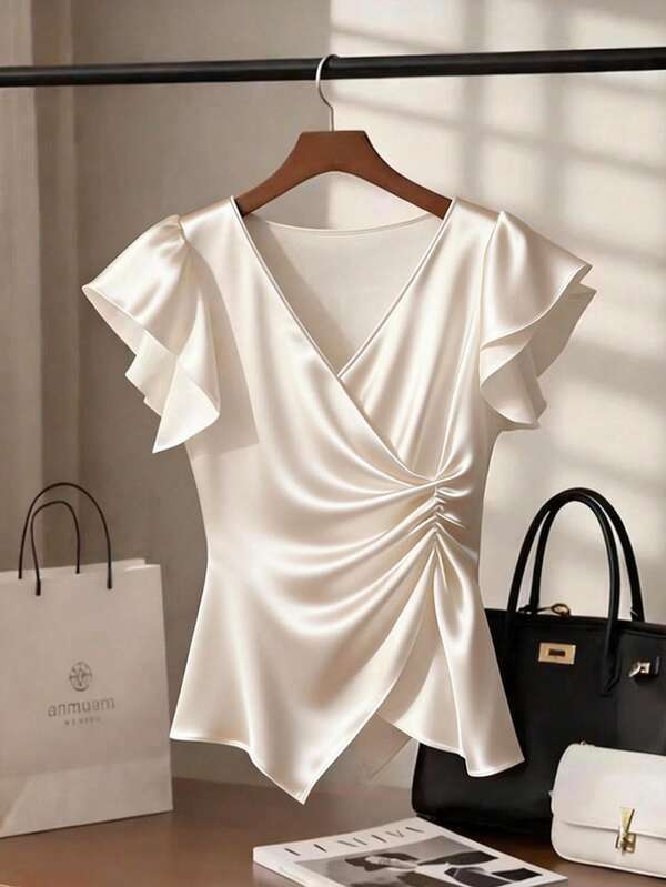 GlowEve CURVE 优雅V领收腰杏色短袖T恤，适合大码女装，春夏款