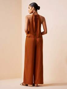Zivah Spring/Summer New Arrivals: Music Festival, Western, Nomadic, Birthday Party, Graduation Season, Preppy, Student Wear, Everyday Wear, Basic Versatile, Casual, Vacation, Cruise Travel, Beach, Seaside, Sunbathing, Popular Influencer Items, Streetwear, Wedding Guest Wear, Bohemian, Commuter, Brunch Wear, Airport Wear, Casual And Elegant Halter Vest And Pocketed Wide-Leg Trousers, Crinkled Fabric Women's Two Pieces Set - A - Redwood - View 2